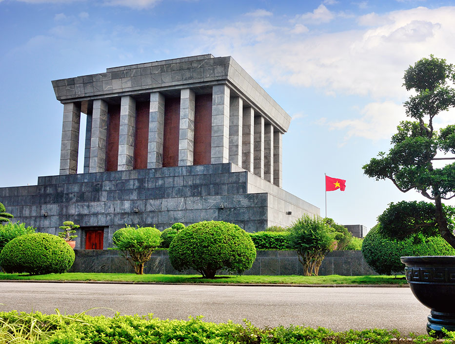 35-275-Ho-Chi-Minh-Mausoleum