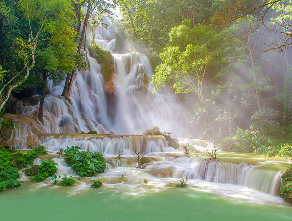 17-651-Kuang-si-waterfalls