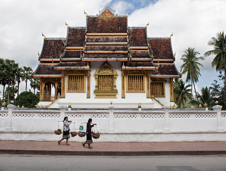 28-972-Temple-in-Luang-Prabang