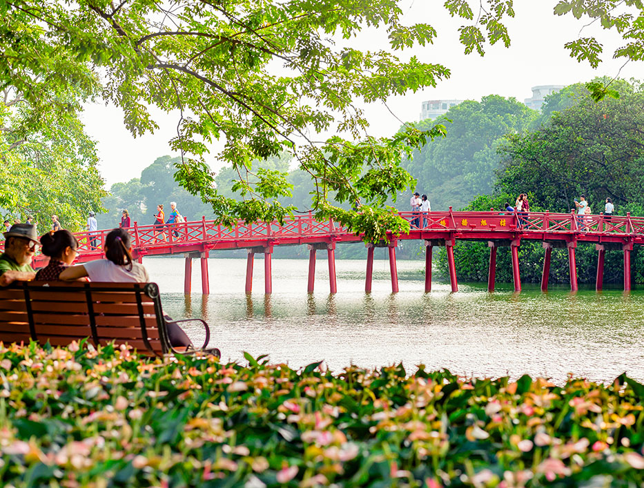 21-756-Thu-Huc-Bridge---Hanoi